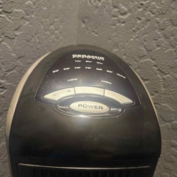 Lasko Ceramic Tower Heater WORKS - Picture 3 of 4